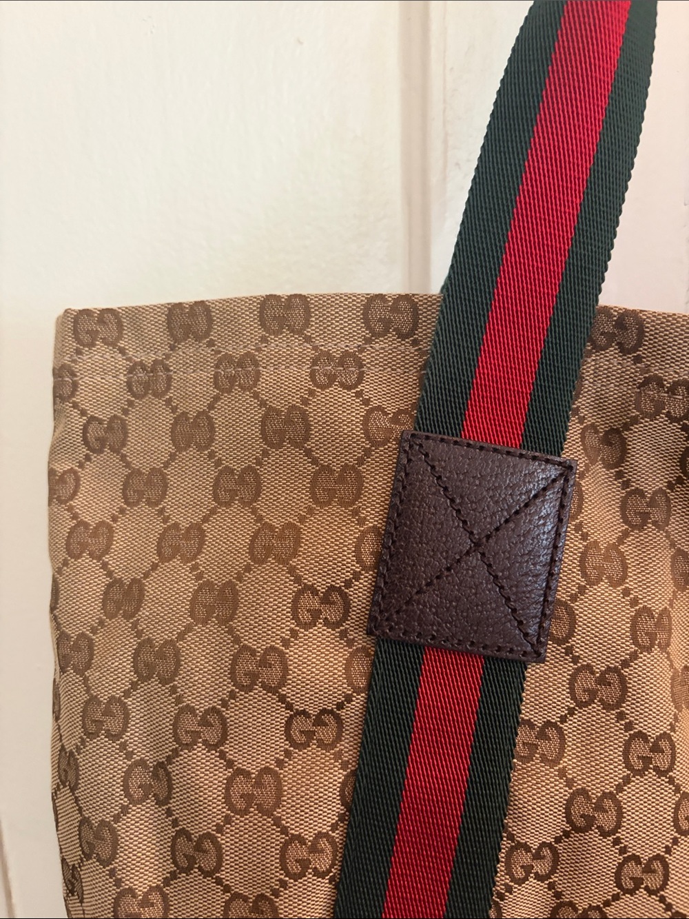 Gucci Beige Monogram Tote with Red and Green Webbing - Picture 4 of 16